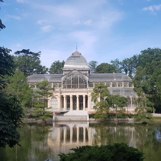 Weather forecasts with beautiful photos by deliagt