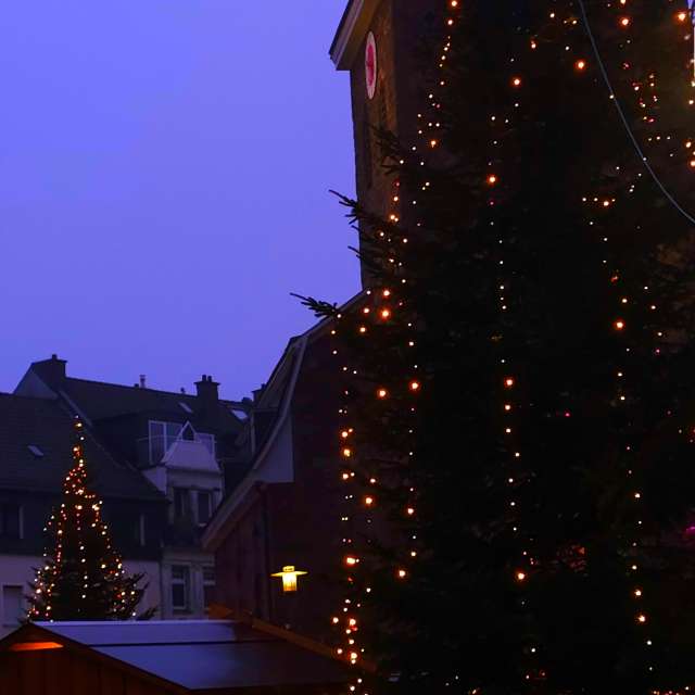 Tower. Weather forecasts with beautiful photos by Seni Photos in Velbert