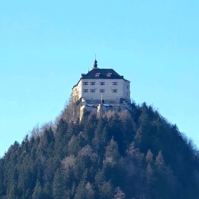 Helaの美しい写真による天気予報