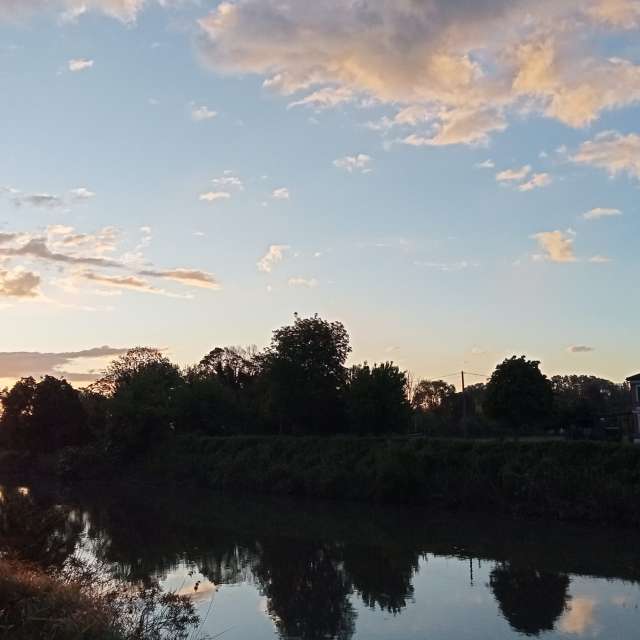Wasser. Wettervorhersagen mit schönen Fotos von Ludovico Fotos Ferrara