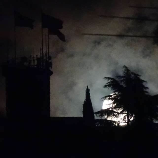 Weather forecasts with beautiful photos by Rikar Gartzia