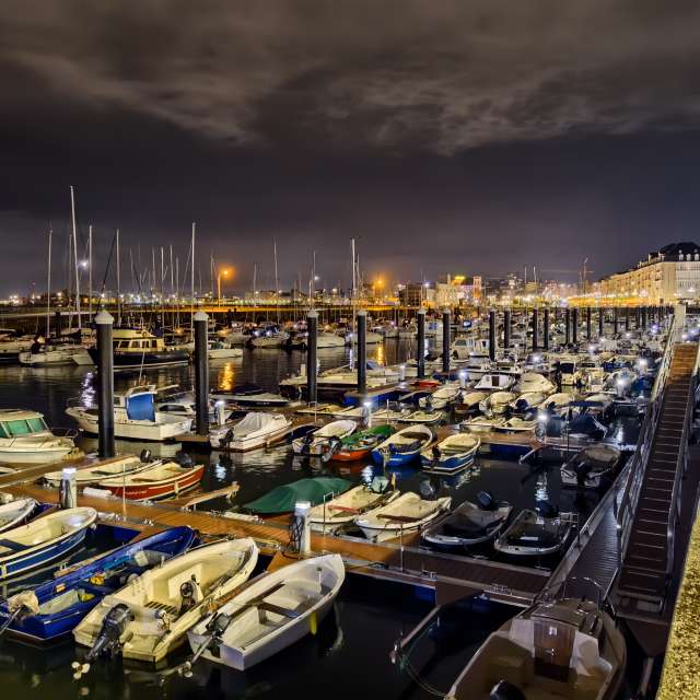 Group. Weather forecasts with beautiful photos by Lomarog Photos in Santander