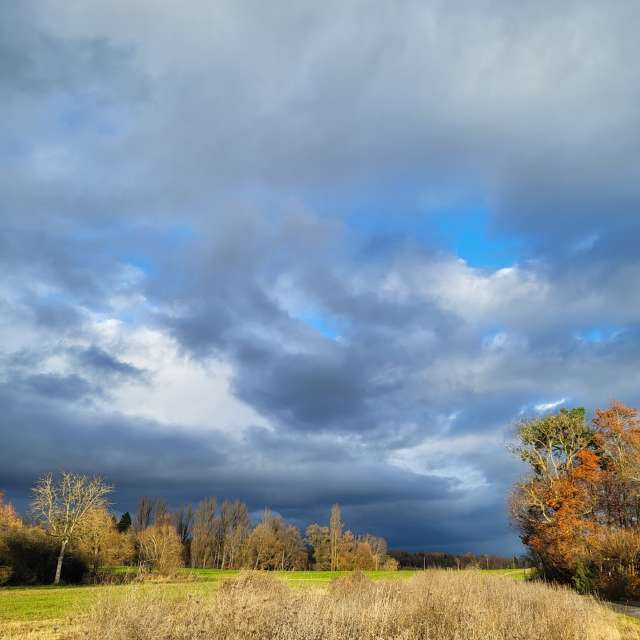 Weather forecasts with beautiful photos by aida-khaldi