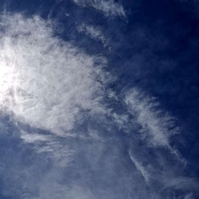Track. Weather forecasts with beautiful photos by Wen-ya Huang Photos in Kaohsiung City