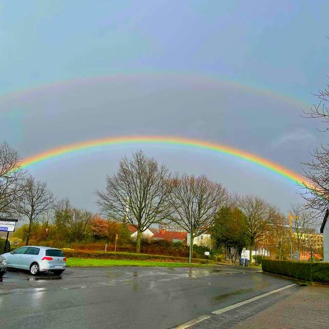 世界の天気写真. Seniの美しい写真による天気予報