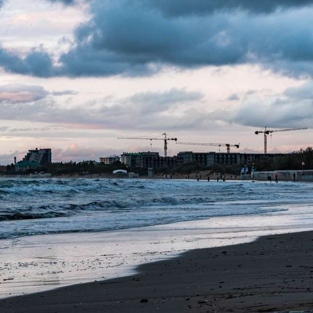 Weather forecasts with beautiful photos by GrgaP