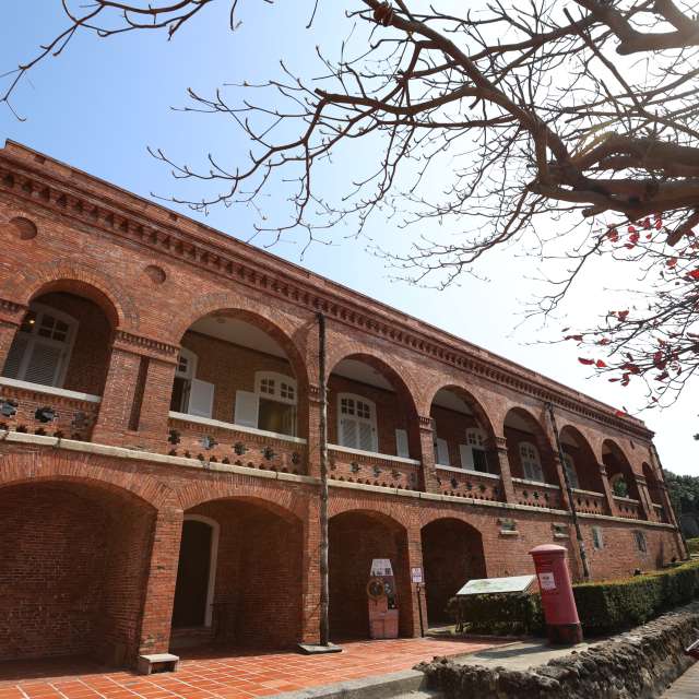 Large. Weather forecasts with beautiful photos by xhhx Photos in Kaohsiung City