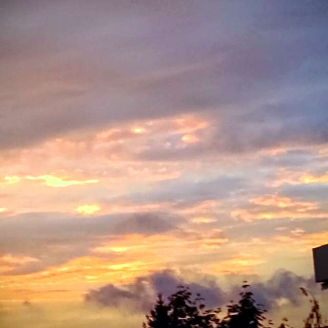 D-I-Eの美しい写真による天気予報