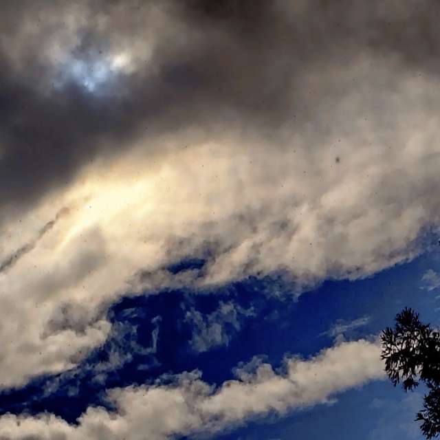 Прогнозы погоды с чудесными фотографиями, сделанными Ghostroku