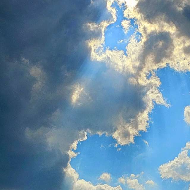 Photos Nuage. Prévisions météo avec de superbes photos de Seni de Velbert