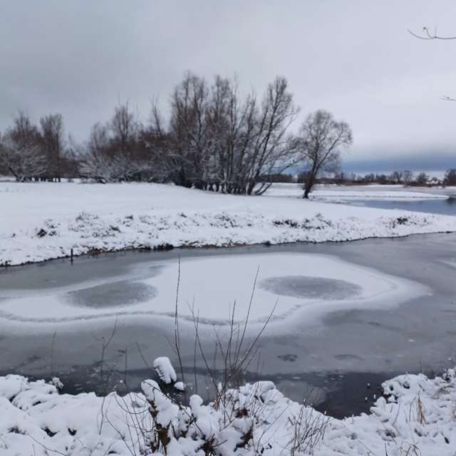 Weather forecasts with beautiful photos by Hikey