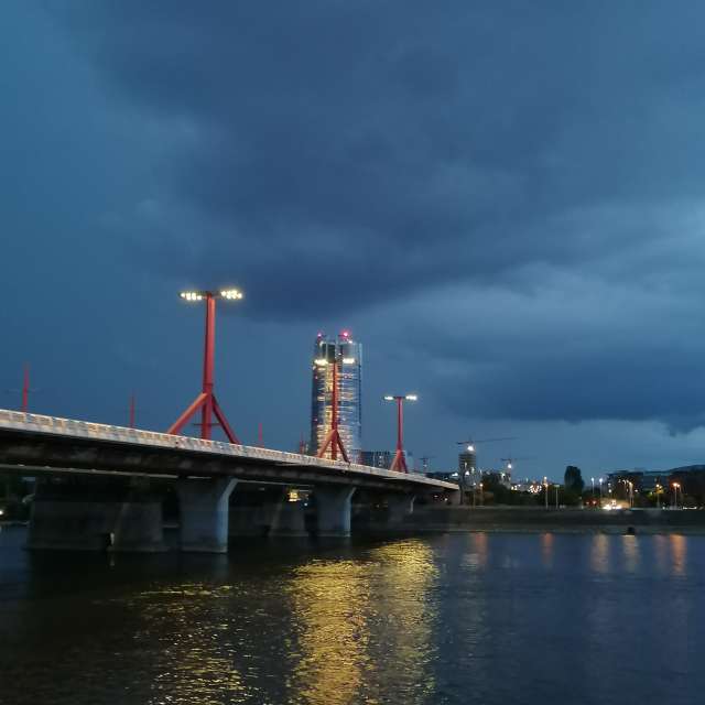 Fotos Nublado. Previsões do tempo com lindas fotos de AttilaSzilvássy em Budapeste