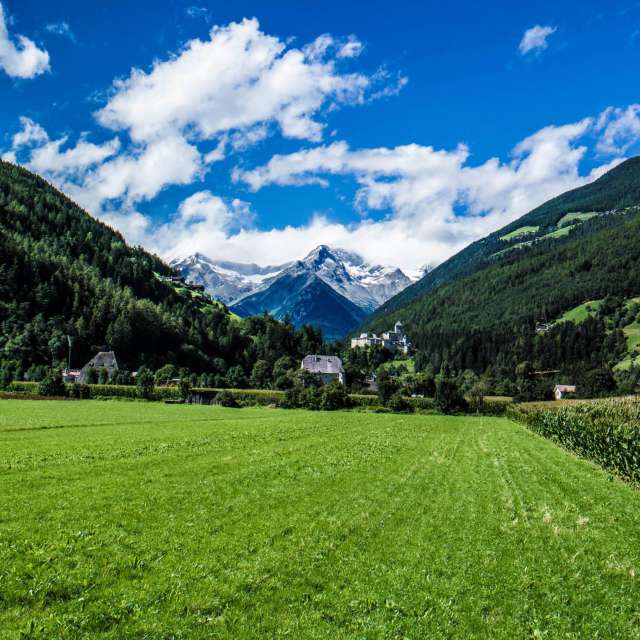 Weather Photos in World. Weather forecasts with beautiful photos by leschless