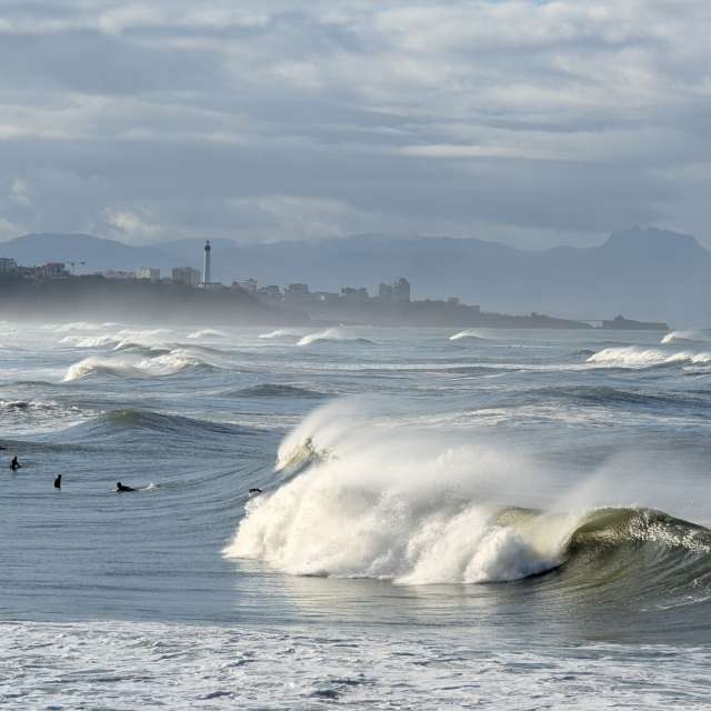 Weather forecasts with beautiful photos by xingudi