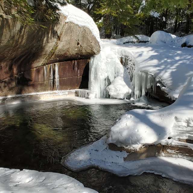 Enclosure. Weather forecasts with beautiful photos by SirLoyne Photos in World