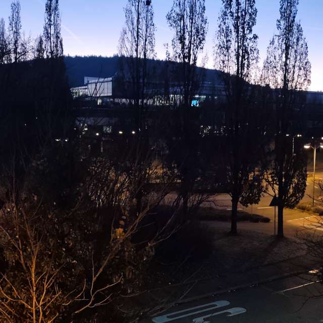Bus. Weather forecasts with beautiful photos by Tercis Photos in Ettlingen