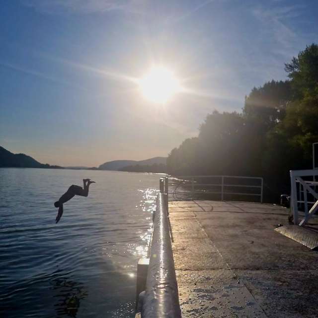 Weather forecasts with beautiful photos by Vcsaba22