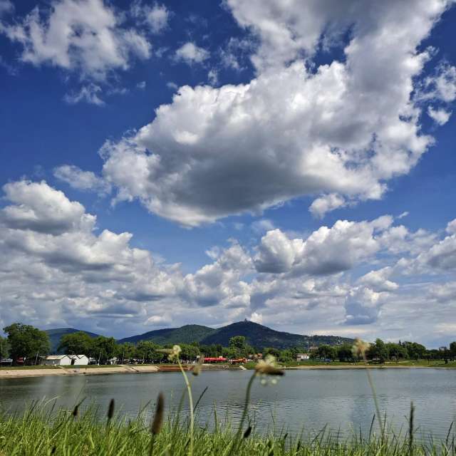 天气预报，带Aleksandar精美的照片