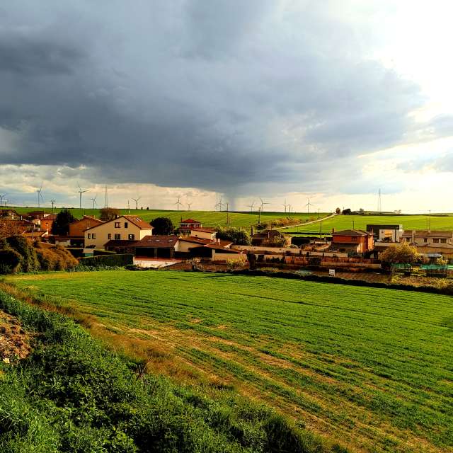 Photos Grand. Prévisions météo avec de superbes photos de Lupe Wonderland de Burgos