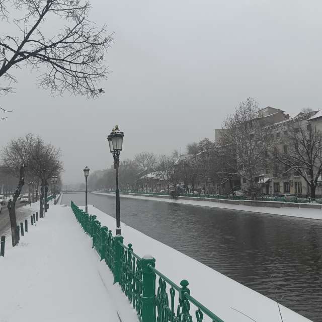 Fotos del Caminando. Pronósticos del tiempo con hermosas fotos de YanBog en Bucharest