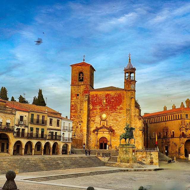 People. Weather forecasts with beautiful photos by Enylu Photos in World