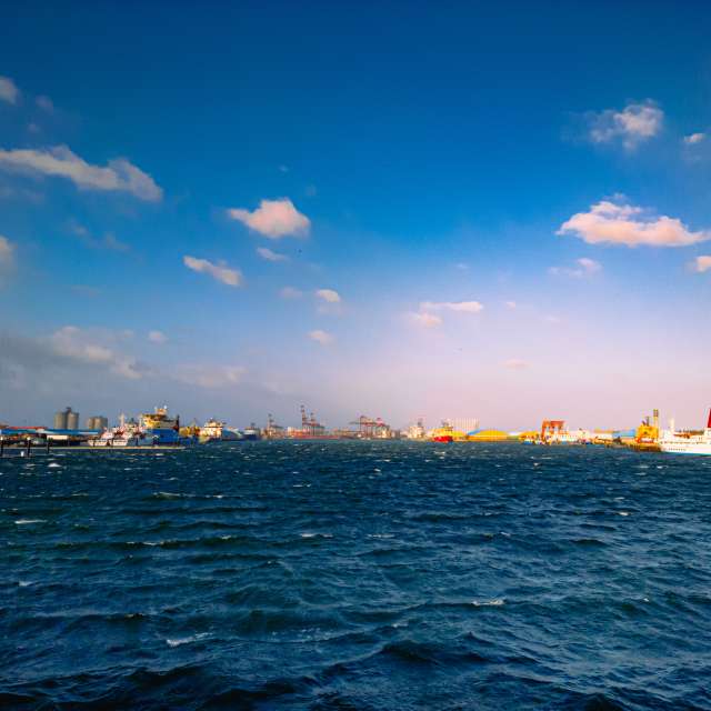 Weather forecasts with beautiful photos by LuJoHao