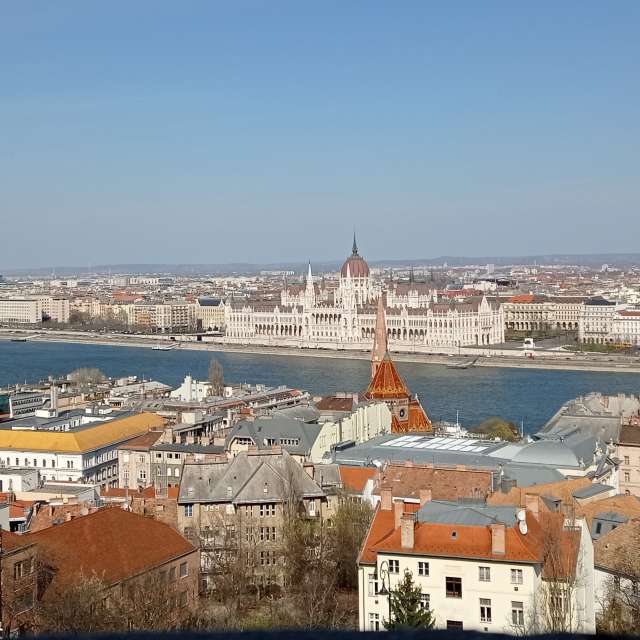 Alt. Wettervorhersagen mit schönen Fotos von sloarai Fotos Budapest